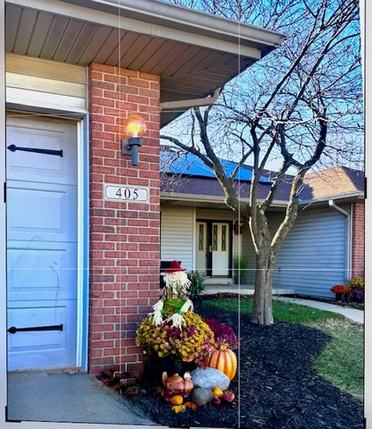 $378,500 | 405 Wesley Avenue, Savoy, IL 61874