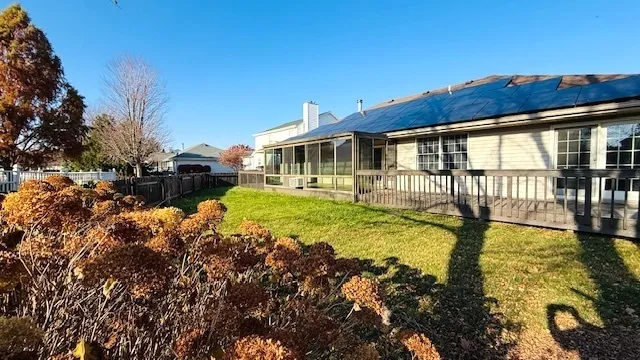 $378,500 | 405 Wesley Avenue, Savoy, IL 61874