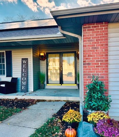 $378,500 | 405 Wesley Avenue, Savoy, IL 61874