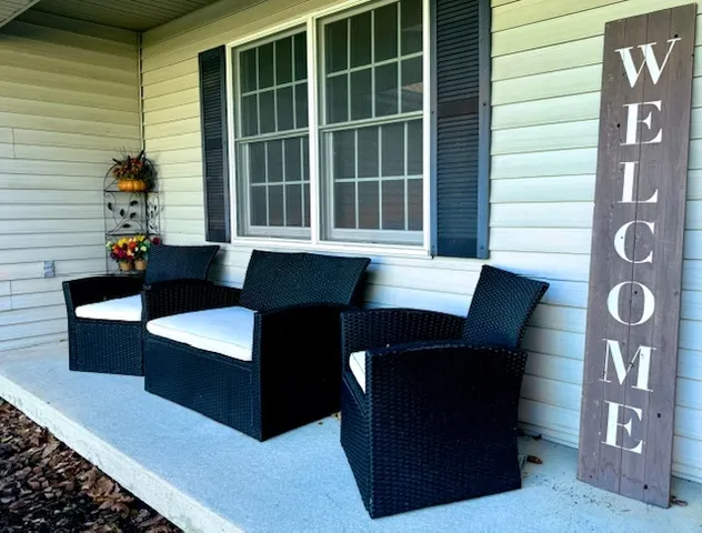 $378,500 | 405 Wesley Avenue, Savoy, IL 61874