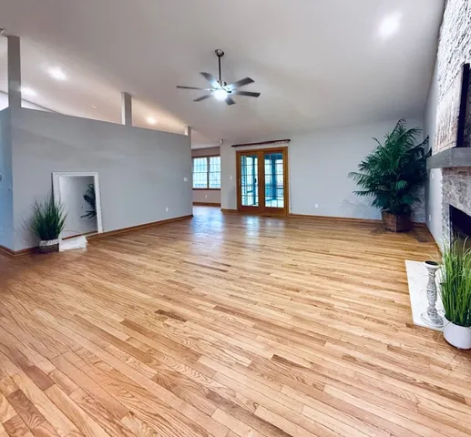 $378,500 | 405 Wesley Avenue, Savoy, IL 61874