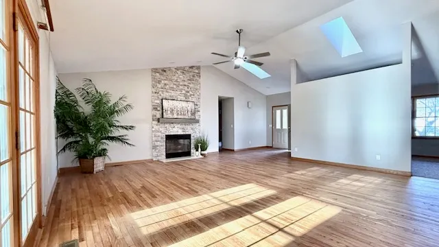 $378,500 | 405 Wesley Avenue, Savoy, IL 61874