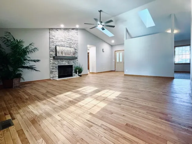 $378,500 | 405 Wesley Avenue, Savoy, IL 61874