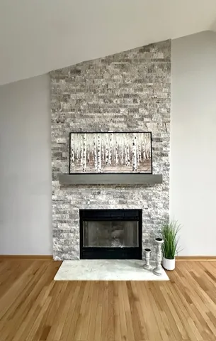 $378,500 | 405 Wesley Avenue, Savoy, IL 61874