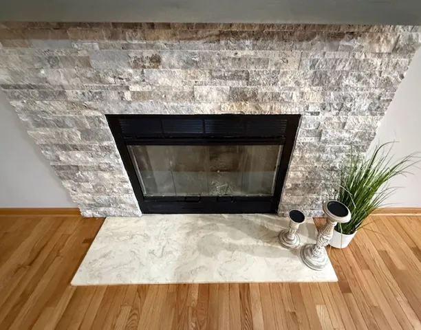 $378,500 | 405 Wesley Avenue, Savoy, IL 61874