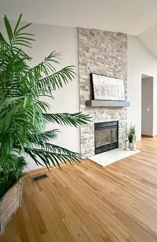 $378,500 | 405 Wesley Avenue, Savoy, IL 61874