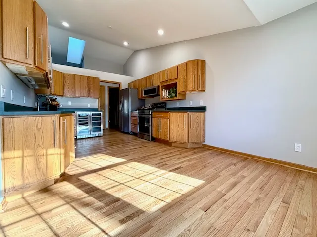 $378,500 | 405 Wesley Avenue, Savoy, IL 61874