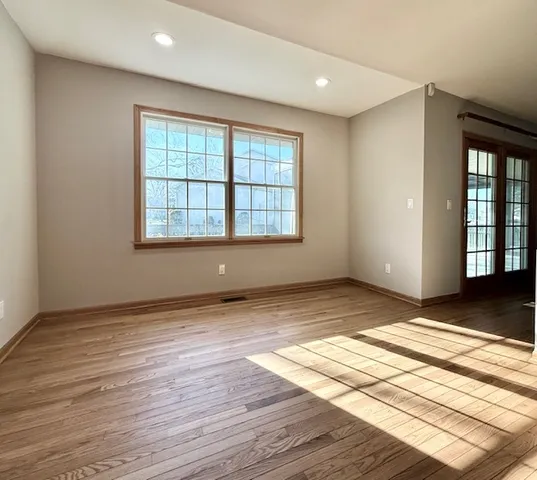 $378,500 | 405 Wesley Avenue, Savoy, IL 61874