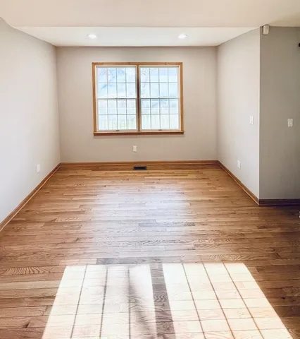 $378,500 | 405 Wesley Avenue, Savoy, IL 61874