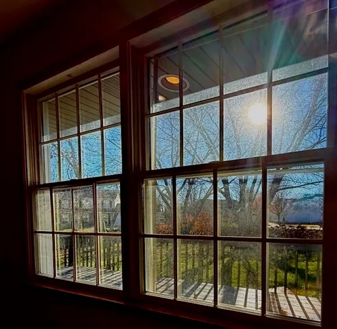 $378,500 | 405 Wesley Avenue, Savoy, IL 61874