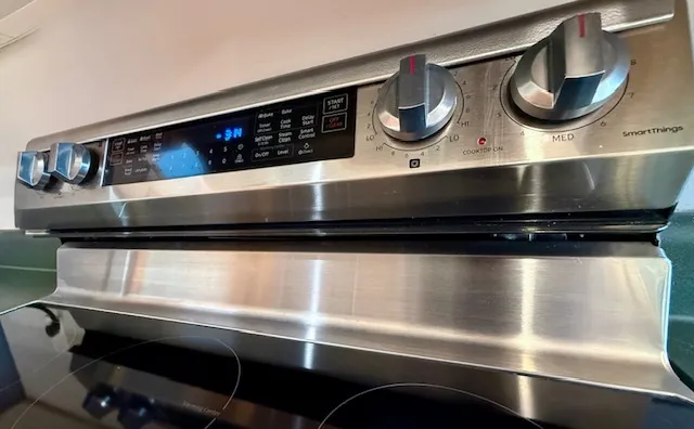 $378,500 | 405 Wesley Avenue, Savoy, IL 61874