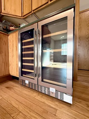 $378,500 | 405 Wesley Avenue, Savoy, IL 61874