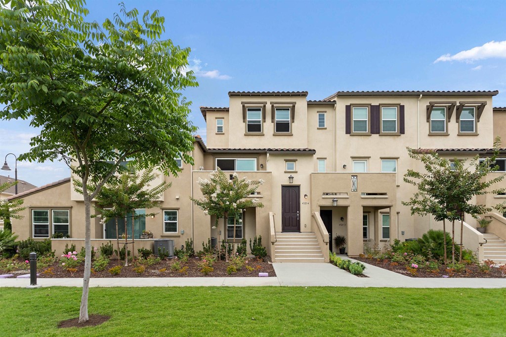 4321 Star Path Way, Unit 4 Oceanside, CA 92056 - Photo 1 of 1 Gallery Image 1