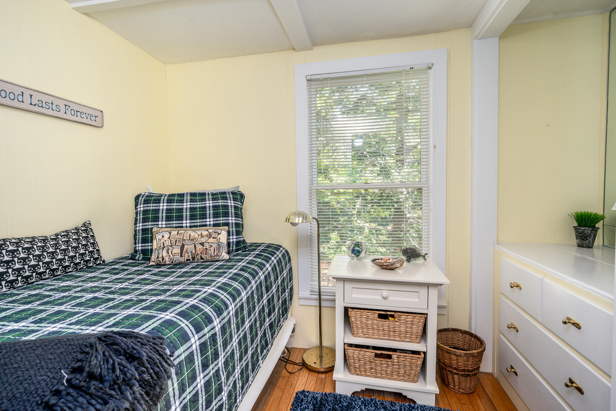 96 Greensward Road Mashpee, MA 02649 - Photo 29 of 49 4thbedroom