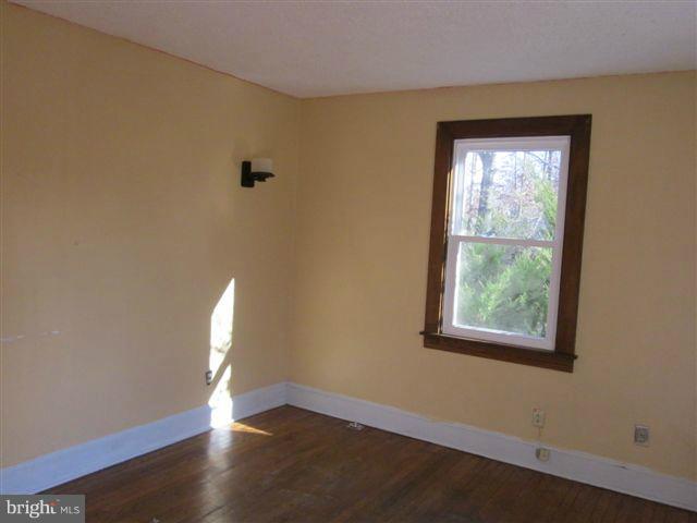 8510 Timothy Road Brandywine, MD 20613 - Photo 1 of 13 Living Room