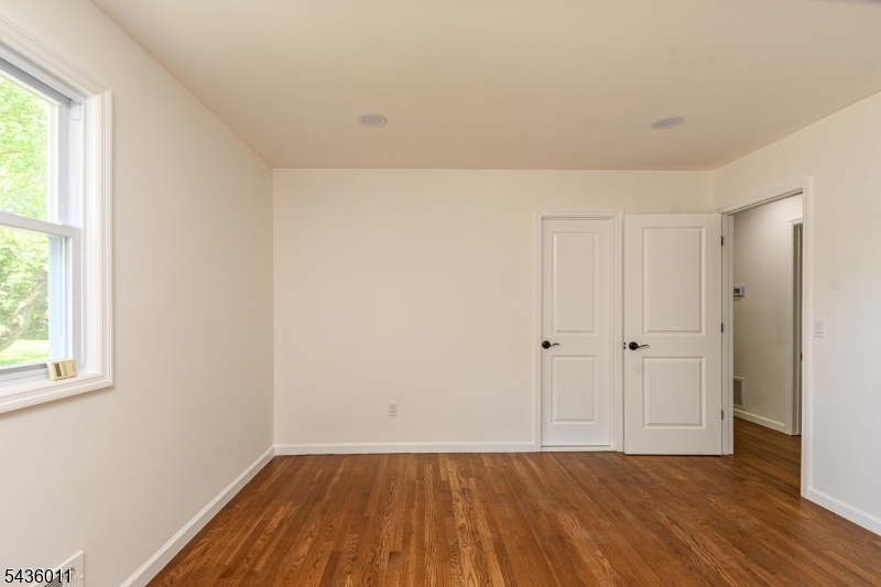104 Marmora Road Parsippany, NJ 07054 - Photo 20 of 38