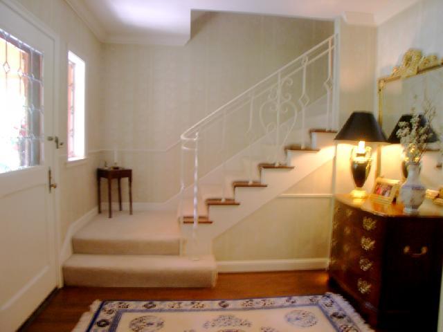 2610 Berwyn Road Columbus, OH 43221 - Photo 2 of 16