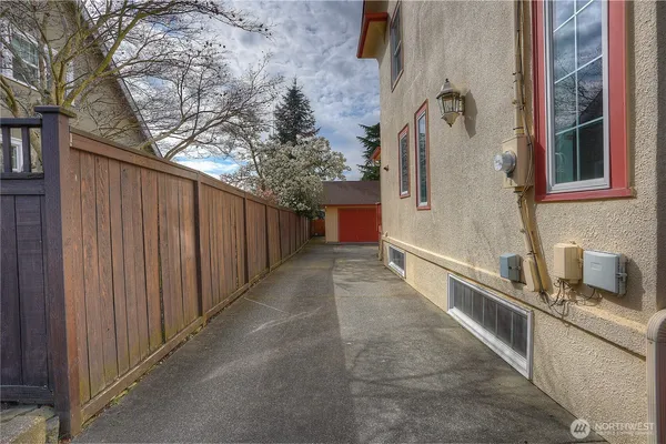 $769,950 | 4508 North Verde Street, Tacoma, WA 98407