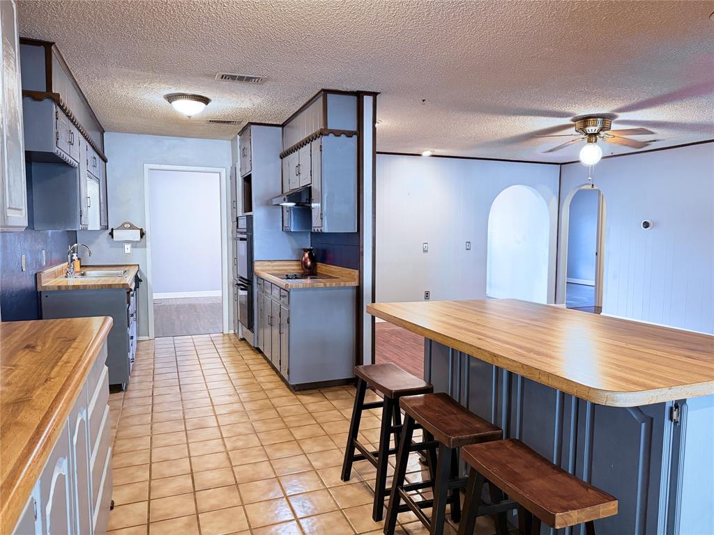 1118 Bryant Street Benbrook, TX 76126 - Photo 7 of 19