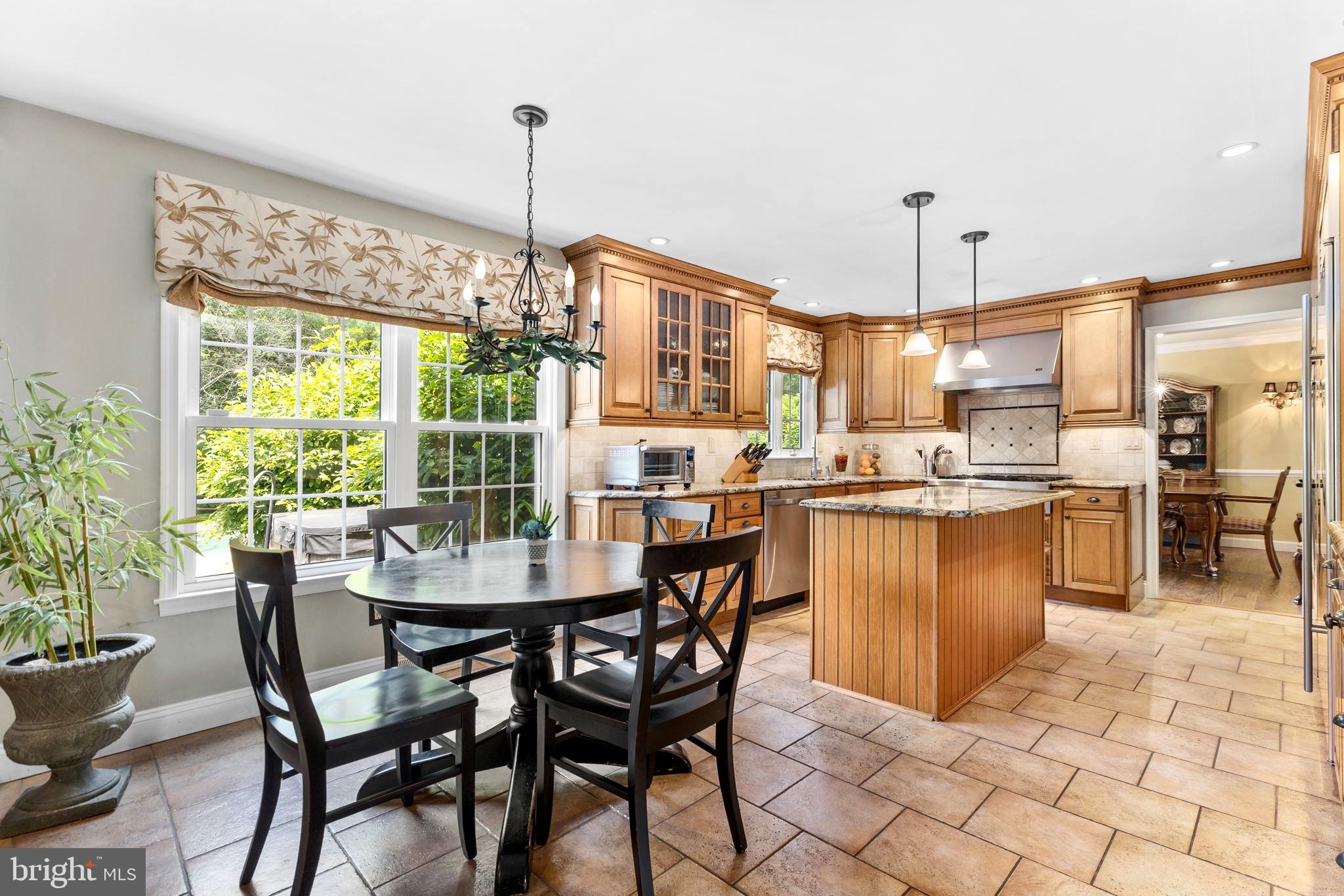 23 Walters Road Glen Mills, PA 19342 - Photo 4 of 43 Open concept Kitchen