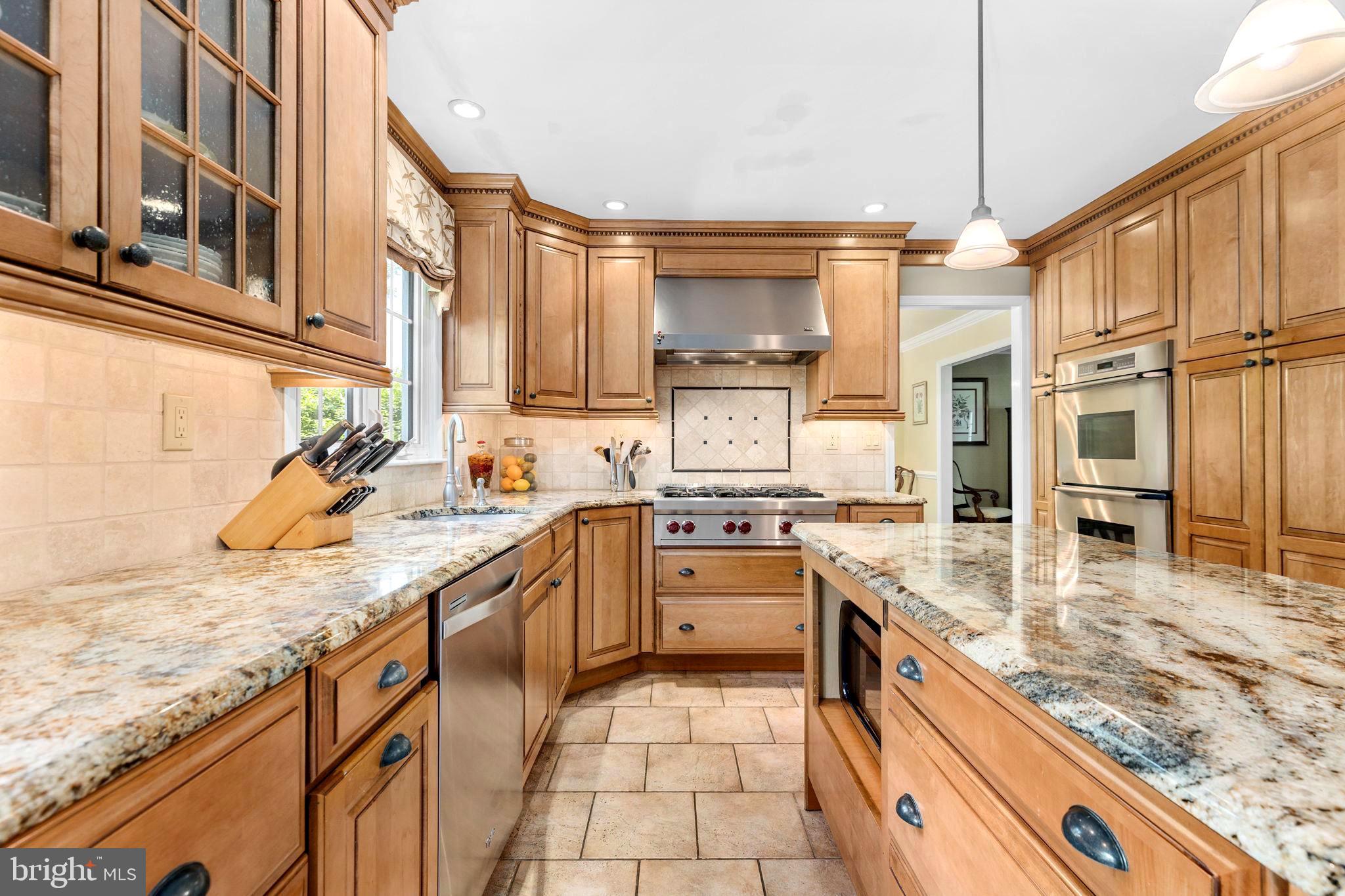 23 Walters Road Glen Mills, PA 19342 - Photo 5 of 43 Kitchen