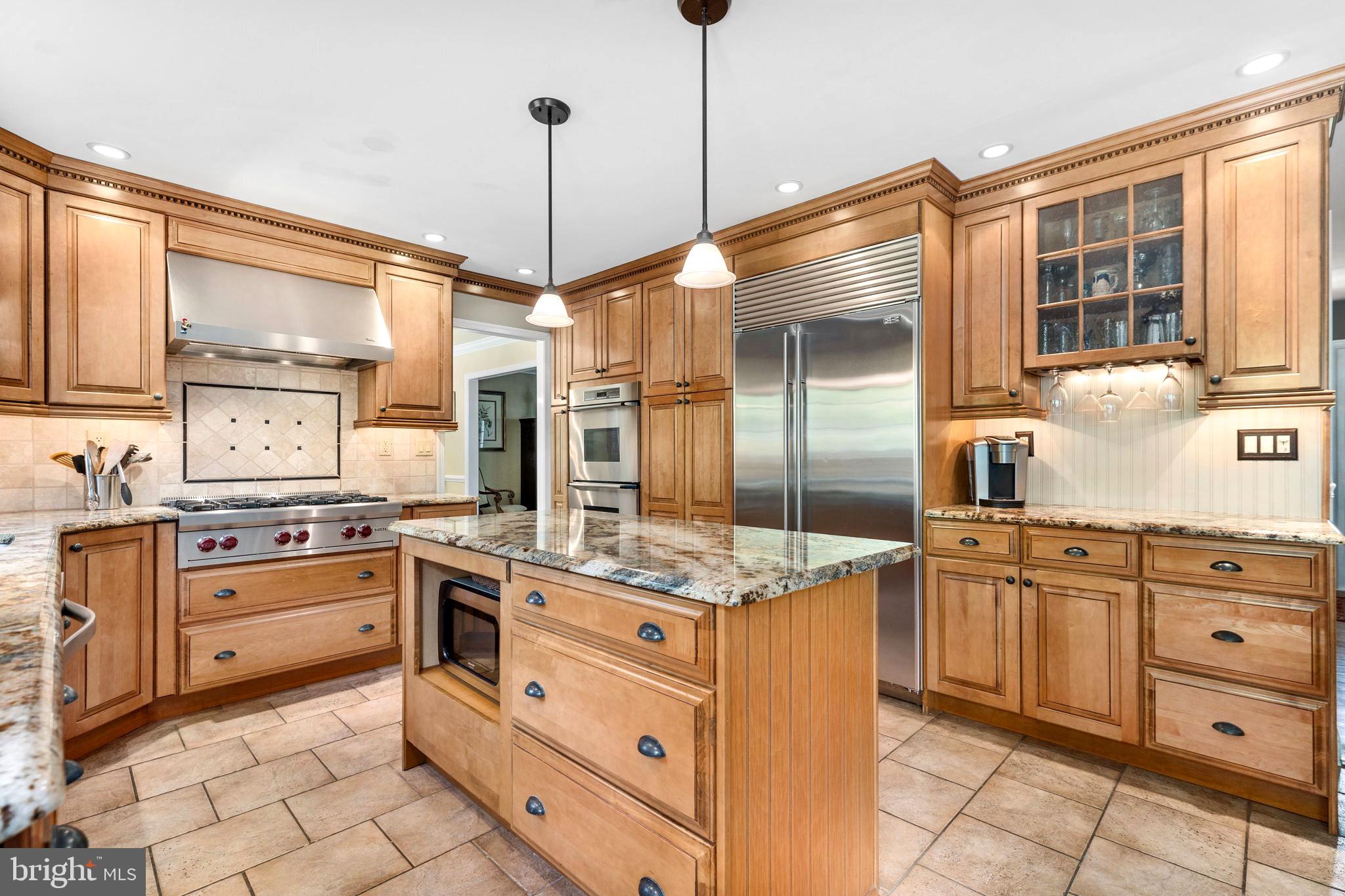 23 Walters Road Glen Mills, PA 19342 - Photo 8 of 43 Kitchen