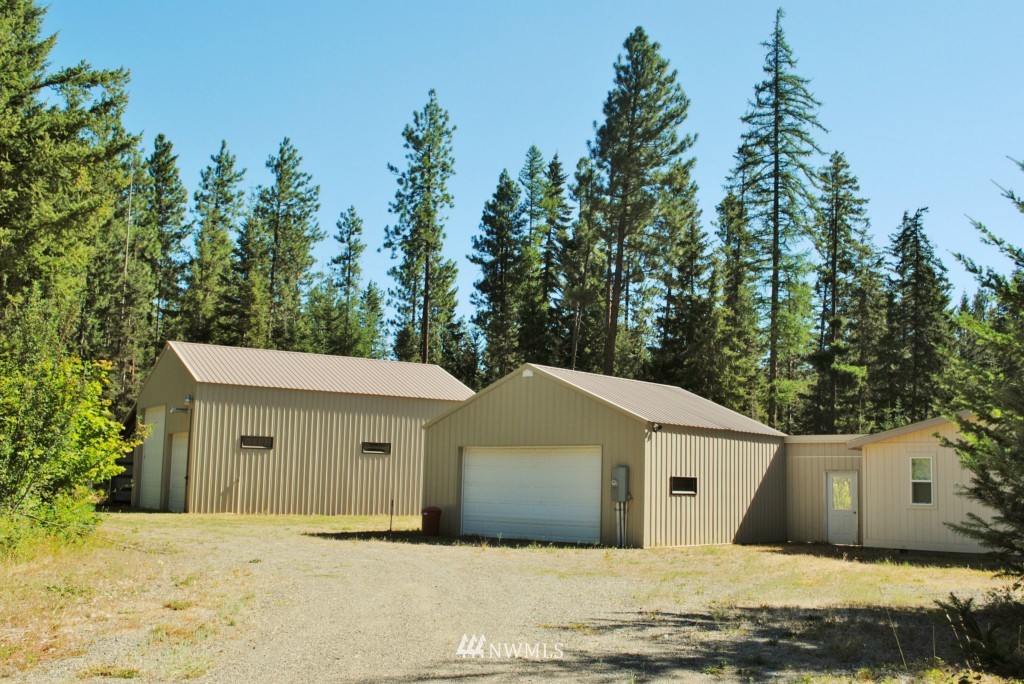 10225 Westside Road Cle Elum, WA 98922 - Photo 3 of 11 Gallery Image 3