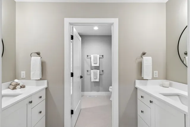 $1,699,900 | 5928 Burning Prairie, Waunakee, WI 53597