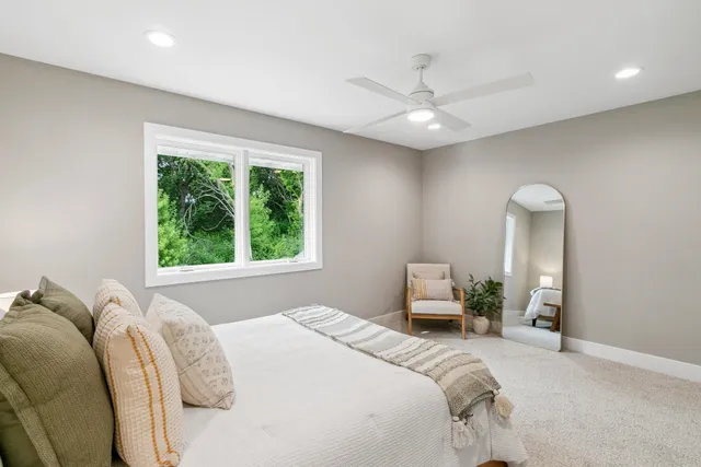 $1,699,900 | 5928 Burning Prairie, Waunakee, WI 53597