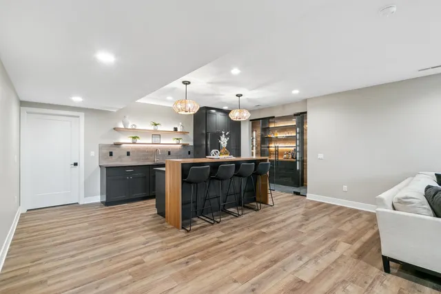 $1,699,900 | 5928 Burning Prairie, Waunakee, WI 53597