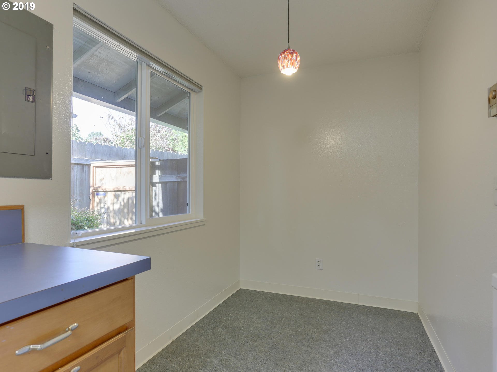 2685 Southwest Spring Garden Street Portland, OR 97219 - Photo 19 of 30 Gallery Image 19