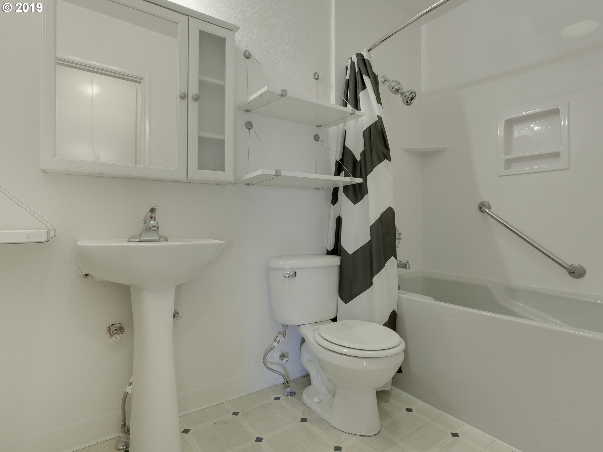 2685 Southwest Spring Garden Street Portland, OR 97219 - Photo 21 of 30 Gallery Image 21