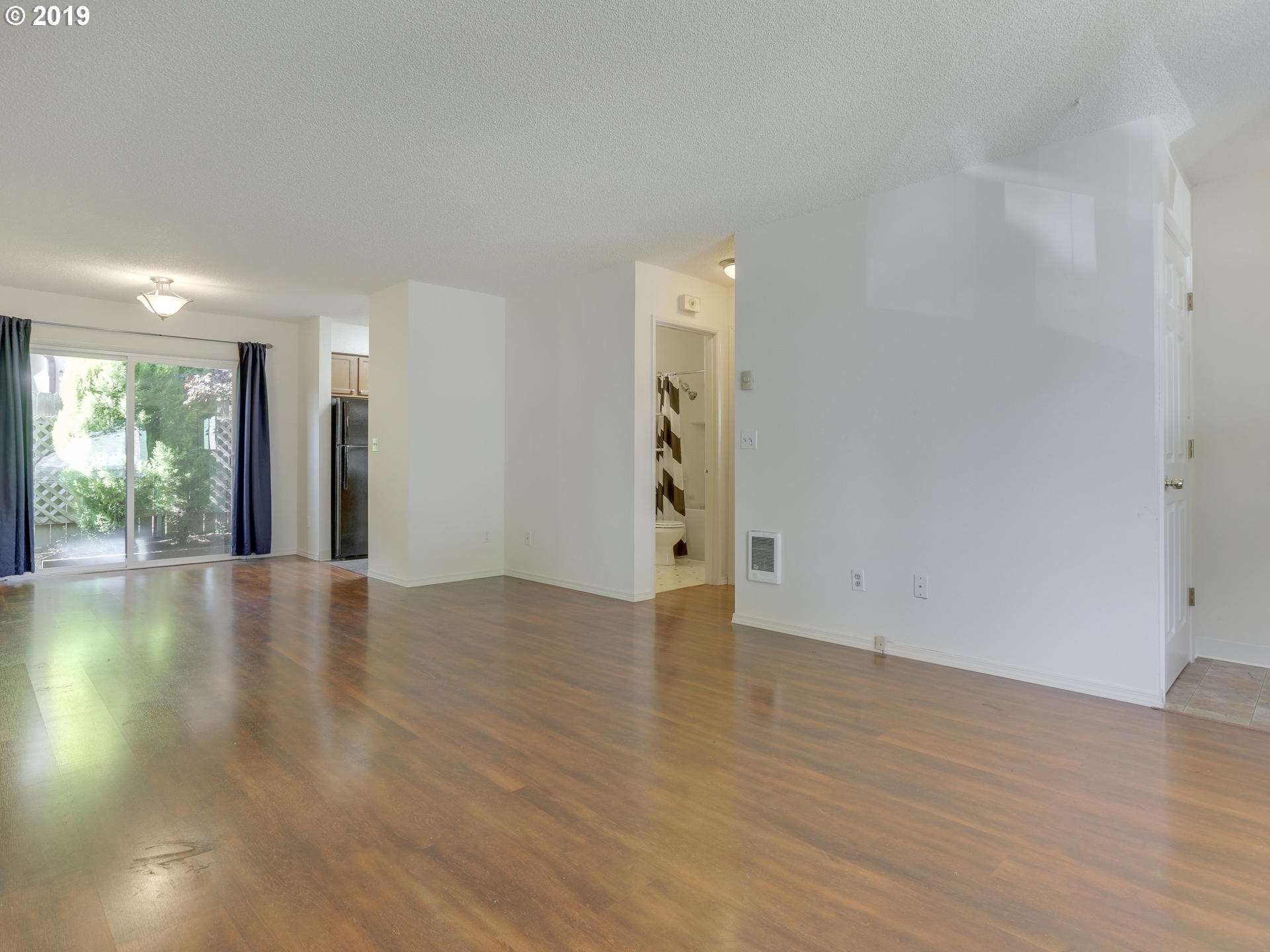 2685 Southwest Spring Garden Street Portland, OR 97219 - Photo 4 of 30 Gallery Image 4