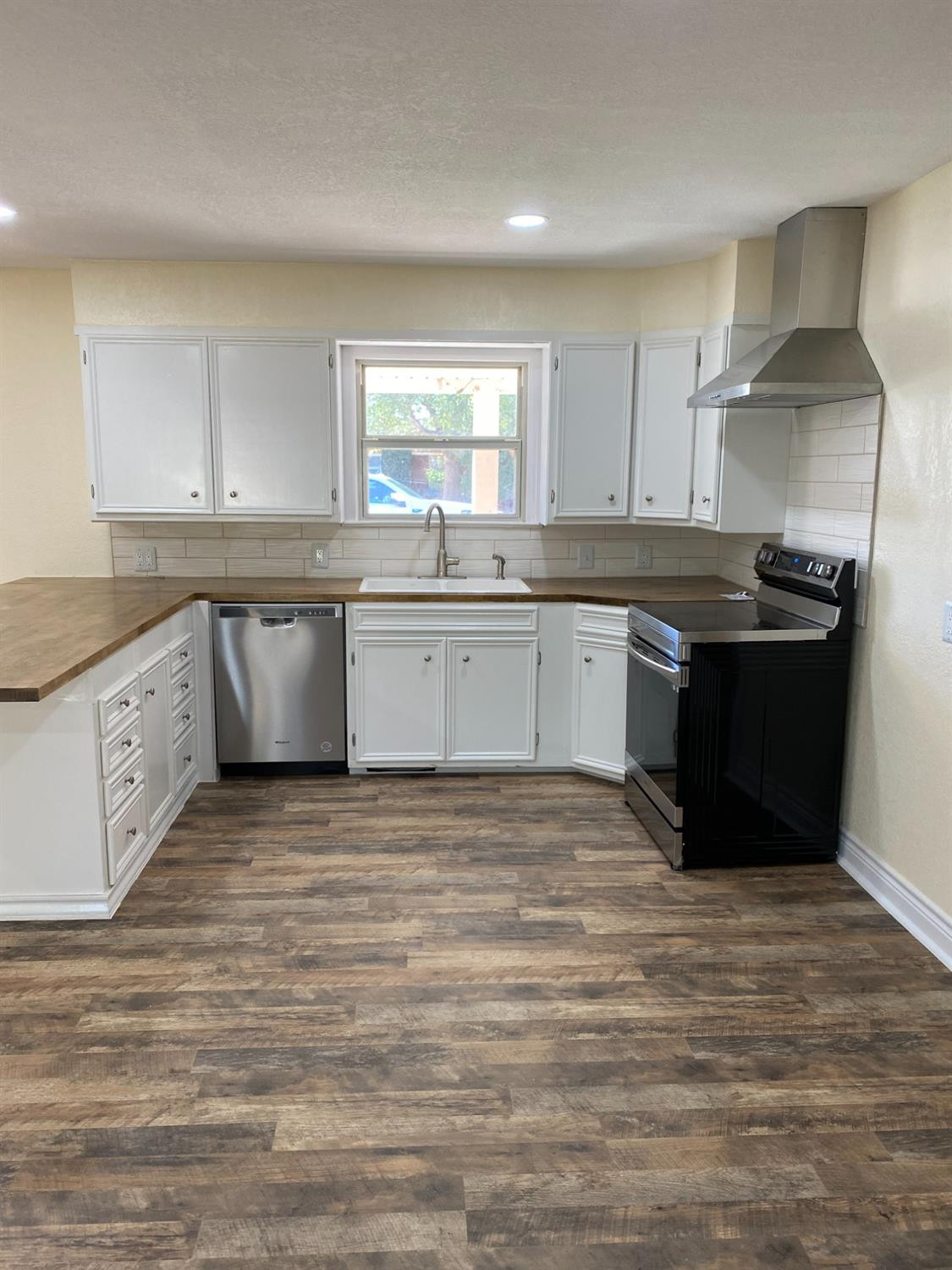 302 North 19th Street Lamesa, TX 79331 - Photo 5 of 31 Photo 5