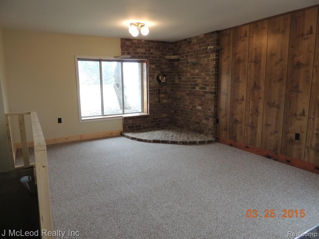 7841 Millington Road Millington, MI 48746 - Photo 4 of 30 DSCN7147.jpg
