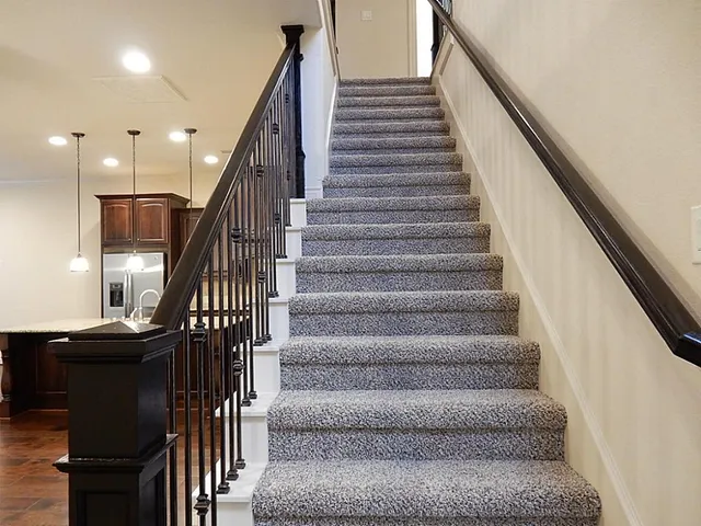 a view of entryway and hall