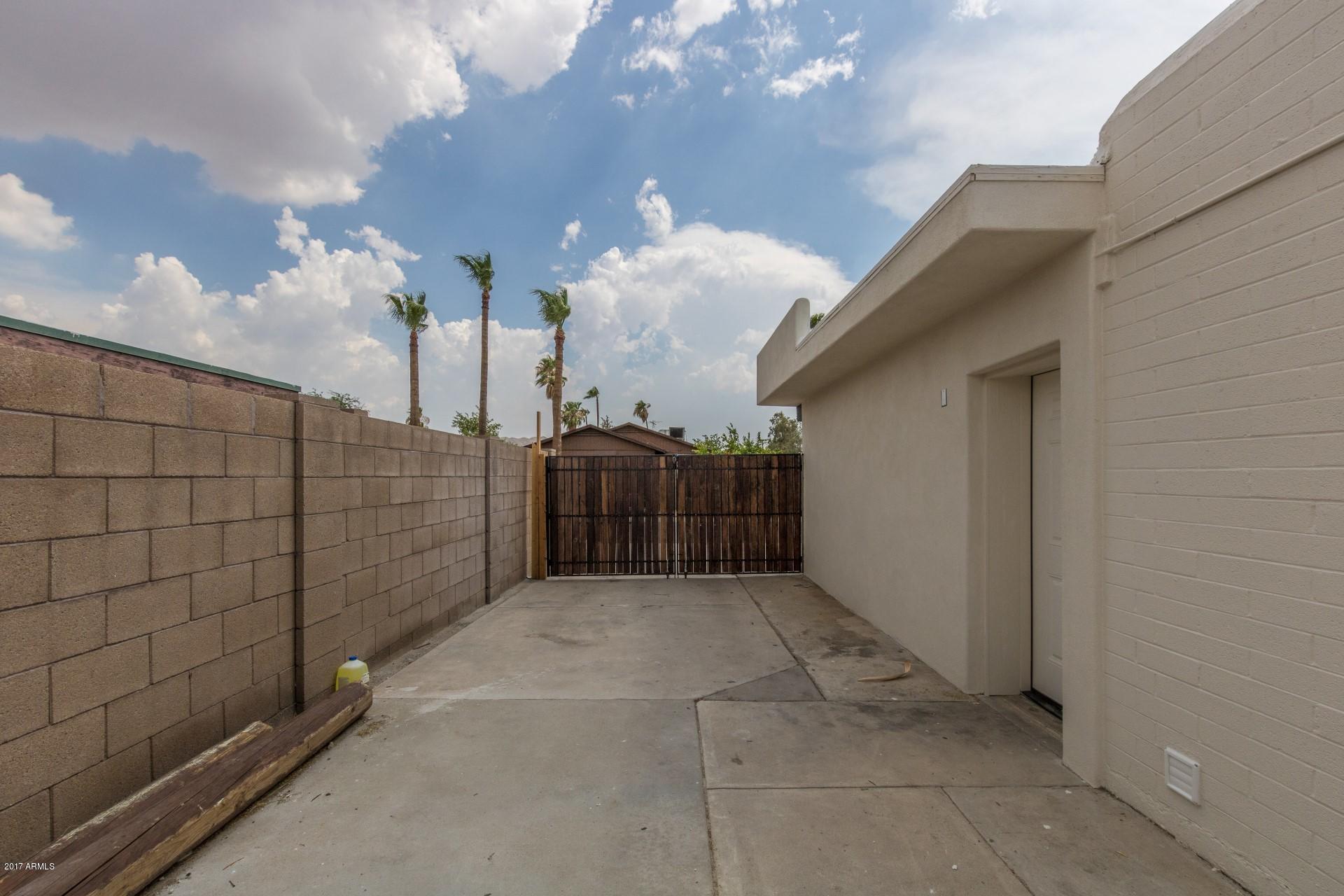 3608 East Wethersfield Road Phoenix, AZ 85032 - Photo 19 of 19 RV Gate w/ Concrete Slab