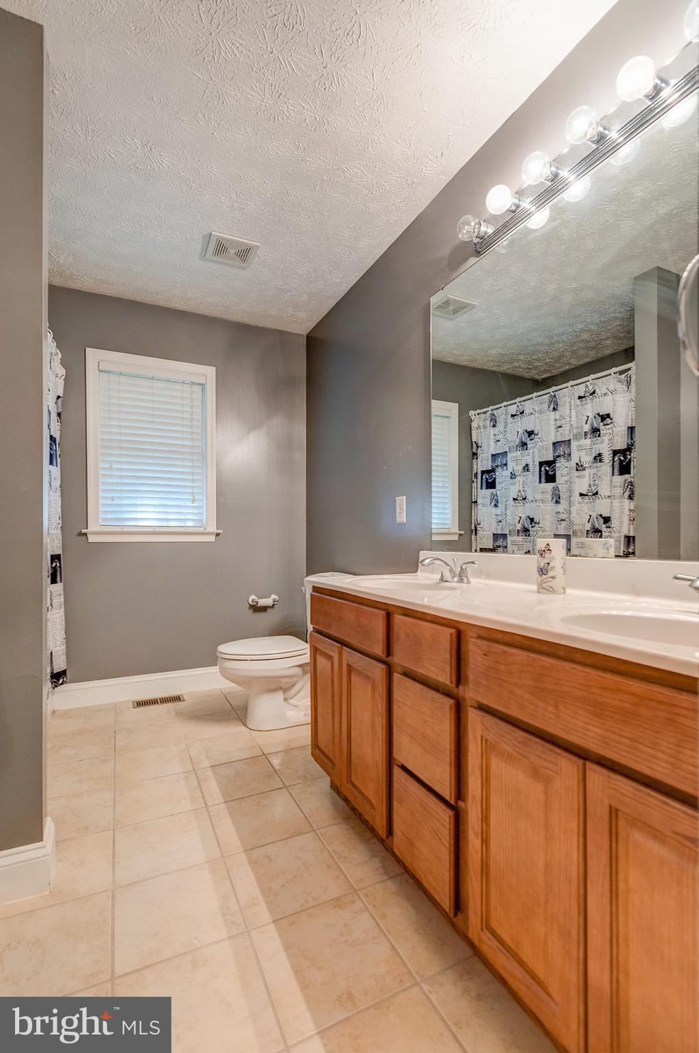 23949 Hollywood Road Hollywood, MD 20636 - Photo 12 of 30 Bath-Full