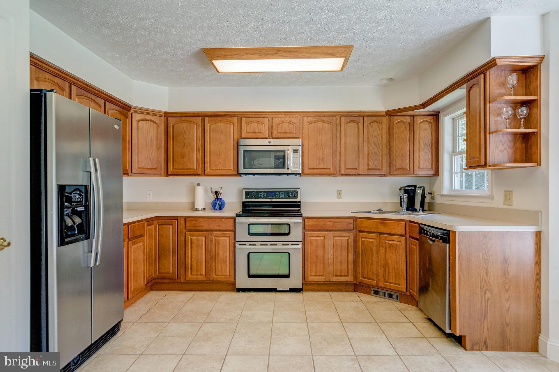 23949 Hollywood Road Hollywood, MD 20636 - Photo 7 of 30 Kitchen