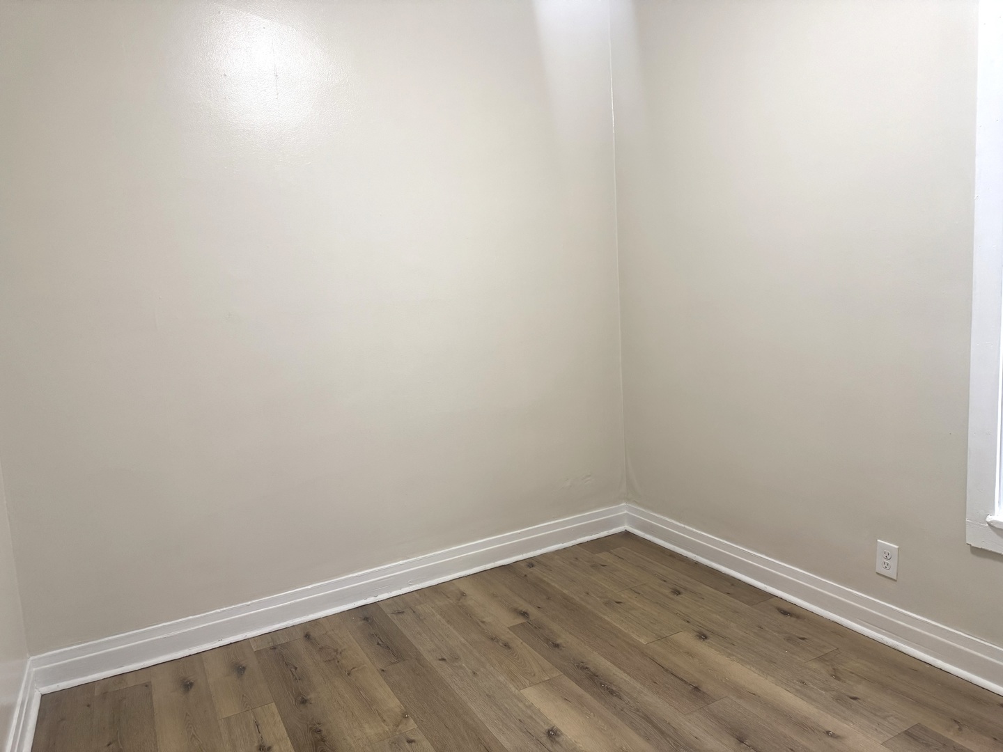 2158 North Hamlin Avenue, Unit 2R Chicago, IL 60647 - Photo 4 of 9