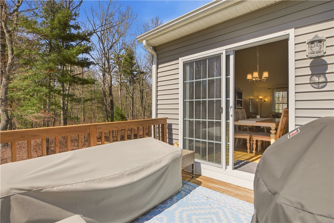 90 Mockingbird Drive Exeter, RI 02822 - Photo 29 of 43
