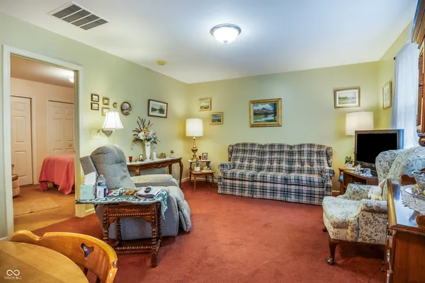 $339,900 | 122 West Main Street, Centerville, IN 47330