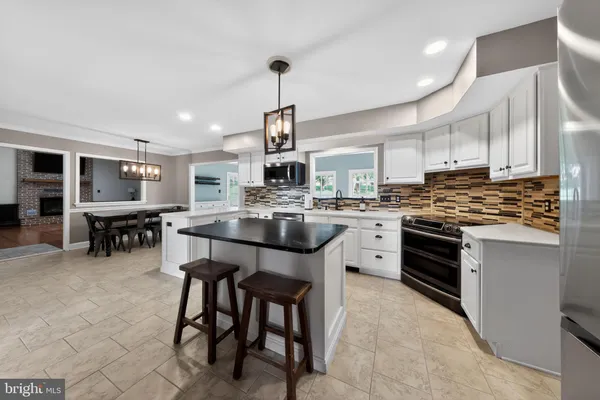 $749,900 | 209 Golding Court, Hockessin, DE 19707