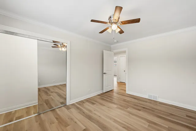 $769,700 | 703 West Man A Wa Trail Mount, Mount Prospect, IL 60056