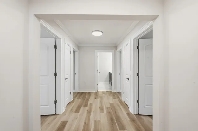 $769,700 | 703 West Man A Wa Trail Mount, Mount Prospect, IL 60056