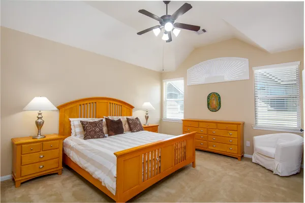 $2,750 | 11 Cheswood Manor Drive, The Woodlands, TX 77382