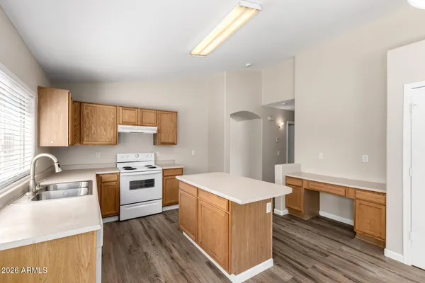 $1,700 | 13501 North 130th Avenue, El Mirage, AZ 85335