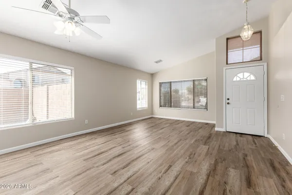 $1,700 | 13501 North 130th Avenue, El Mirage, AZ 85335