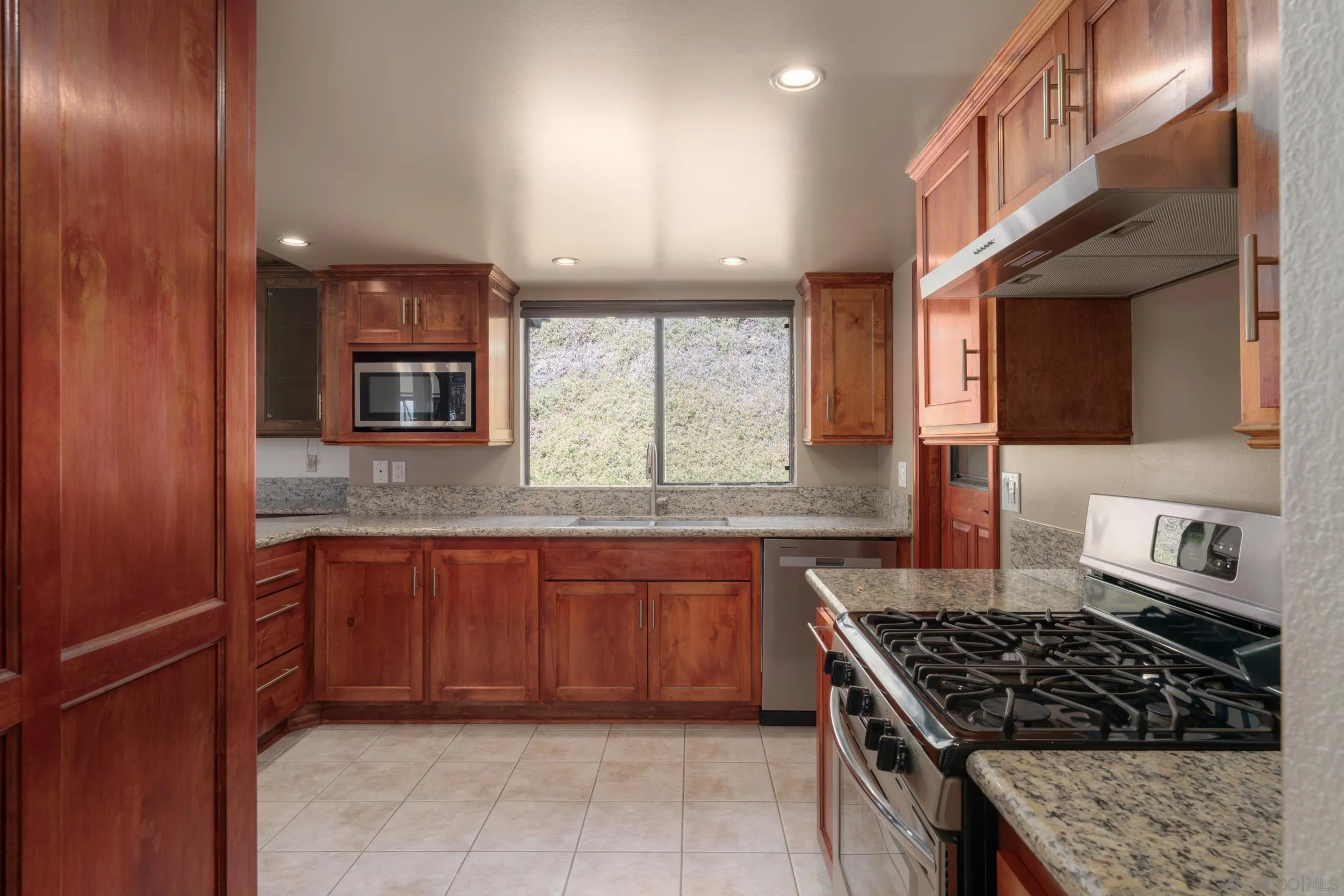 8764 1/4 Golden Ridge Road Lakeside, CA 92040 - Photo 18 of 75 Gallery Image 18