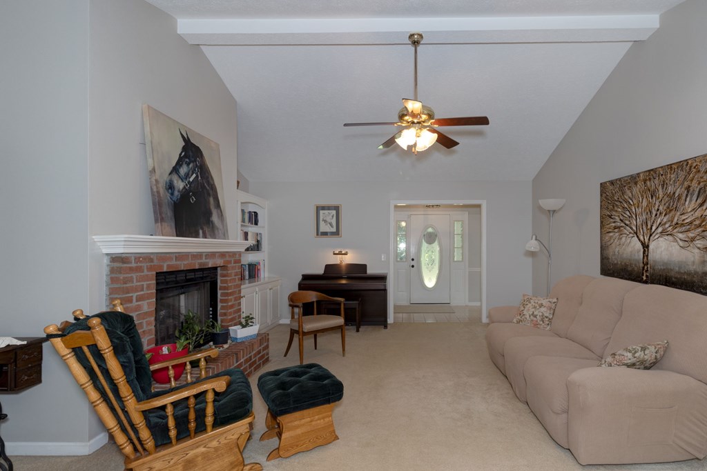 11318 Warm Springs Road Midland, GA 31820 - Photo 7 of 32 GREAT ROOM (3)
